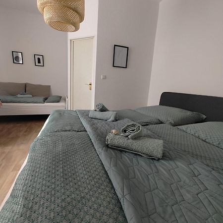 Guesthouse - Weeze Rooms Екстер'єр фото