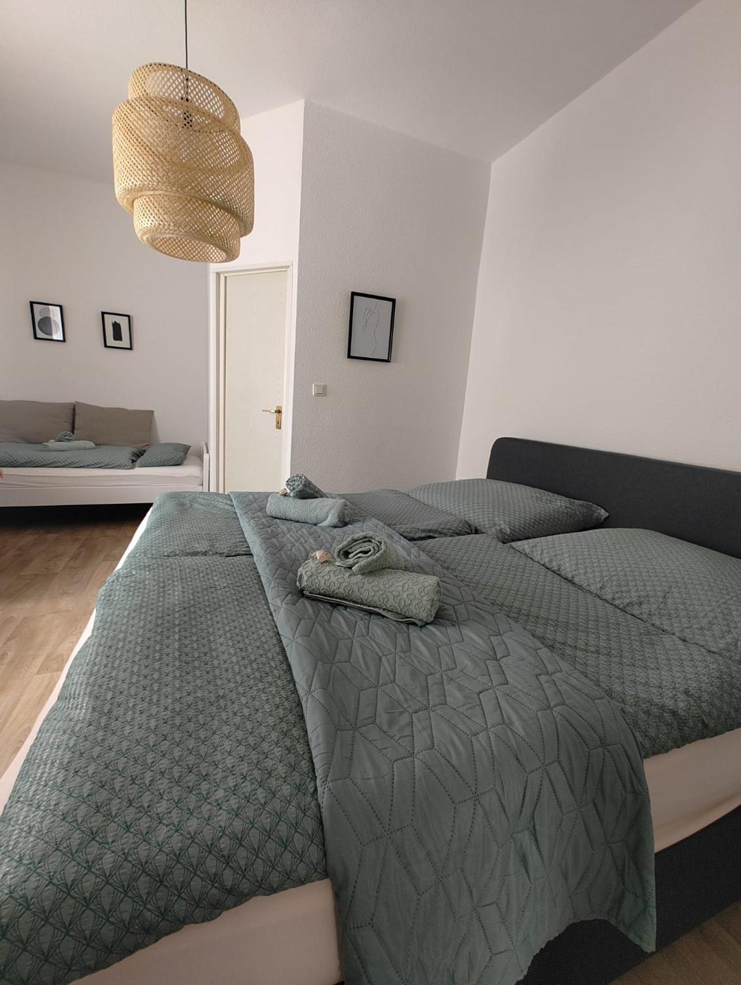 Guesthouse - Weeze Rooms Екстер'єр фото