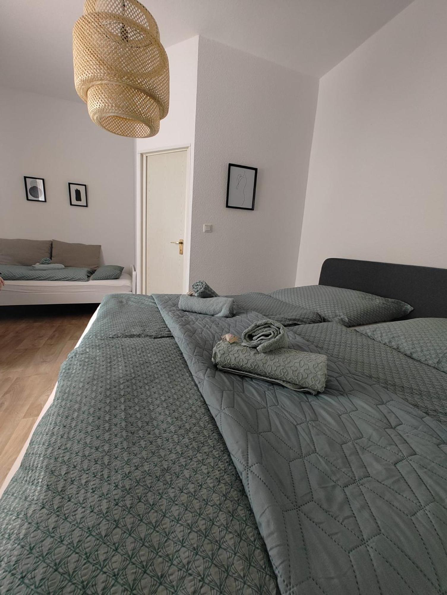 Guesthouse - Weeze Rooms Екстер'єр фото